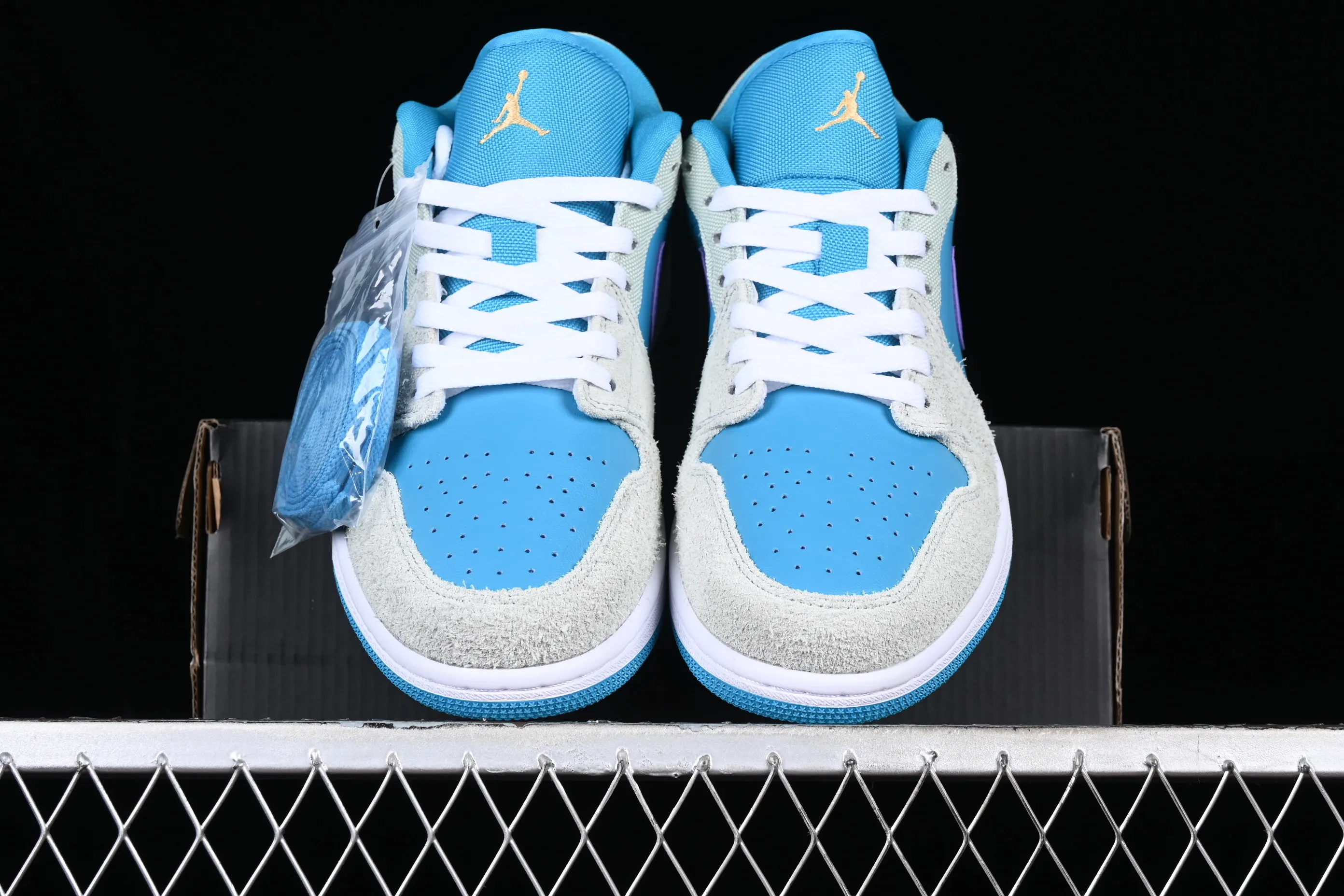All categories Air Jordan Jordan series basketball shoes Air Jordan 1 Low Z version Air Jordan 1 Low AJ1 Joe 1 low-top cultural and casual sneakers DX4334-300